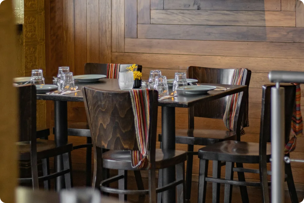 table-management3-1024×683.png